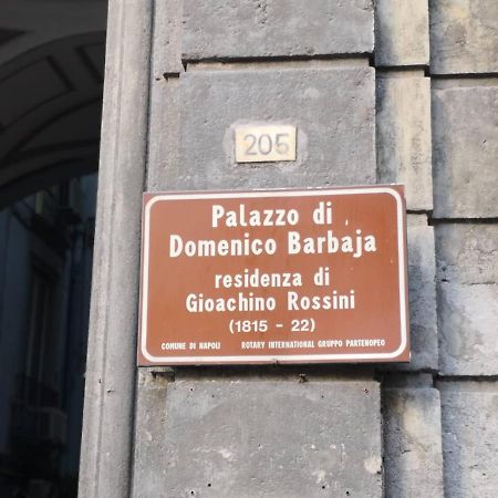 Barbaja Suites In Street Toledo 205 Neapol Zewnętrze zdjęcie