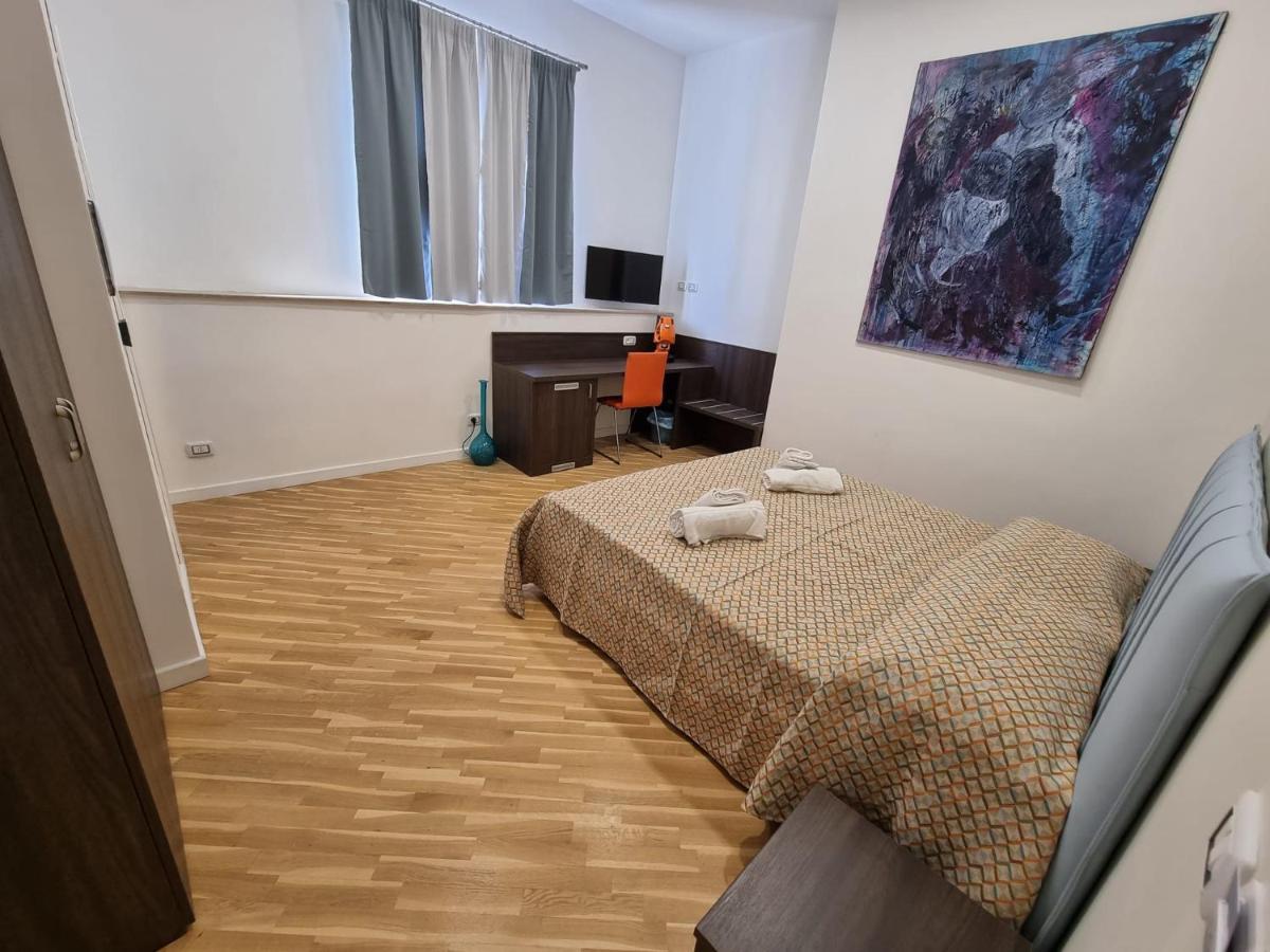 Barbaja Suites In Street Toledo 205 Neapol Zewnętrze zdjęcie