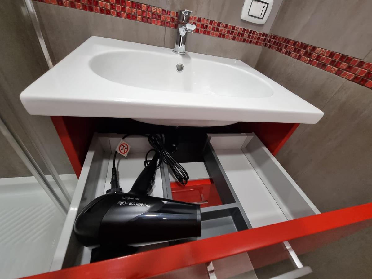 Barbaja Suites In Street Toledo 205 Neapol Zewnętrze zdjęcie