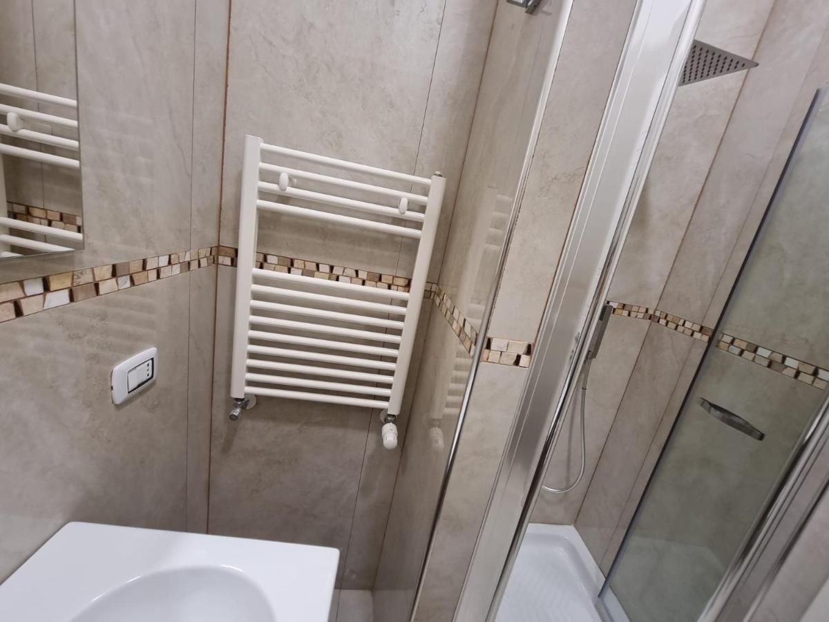 Barbaja Suites In Street Toledo 205 Neapol Zewnętrze zdjęcie