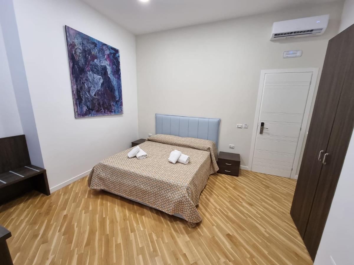 Barbaja Suites In Street Toledo 205 Neapol Zewnętrze zdjęcie
