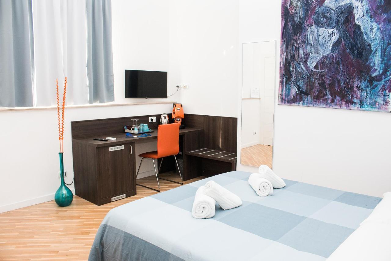 Barbaja Suites In Street Toledo 205 Neapol Zewnętrze zdjęcie