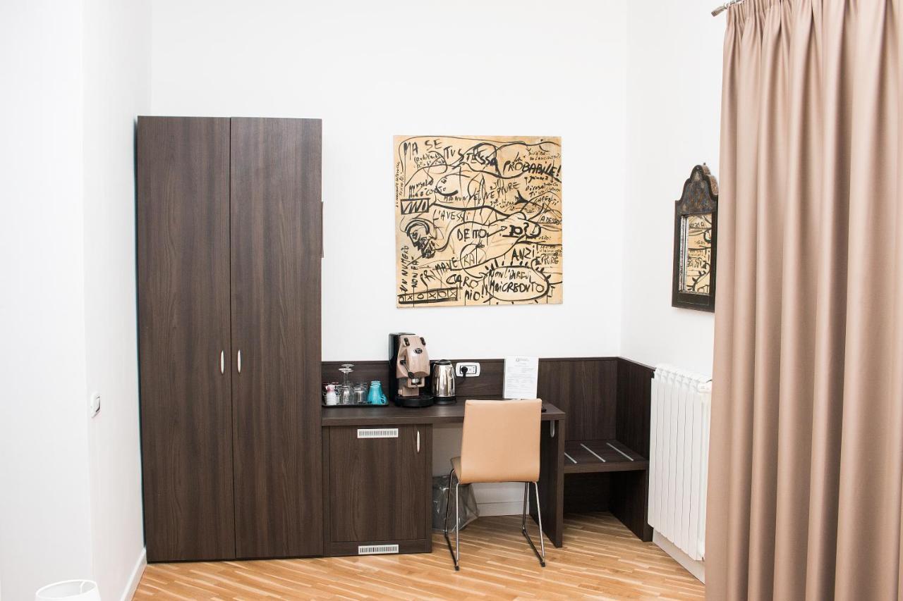 Barbaja Suites In Street Toledo 205 Neapol Zewnętrze zdjęcie
