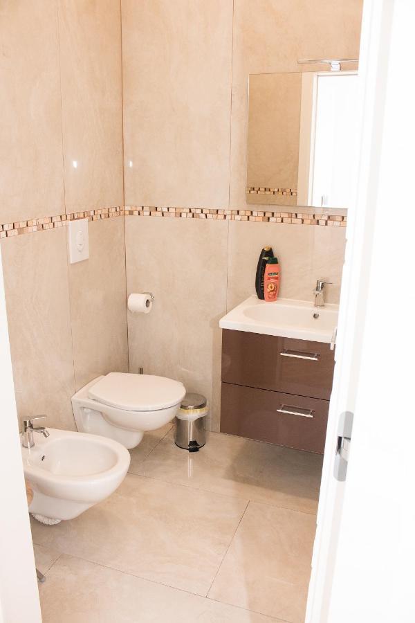 Barbaja Suites In Street Toledo 205 Neapol Zewnętrze zdjęcie